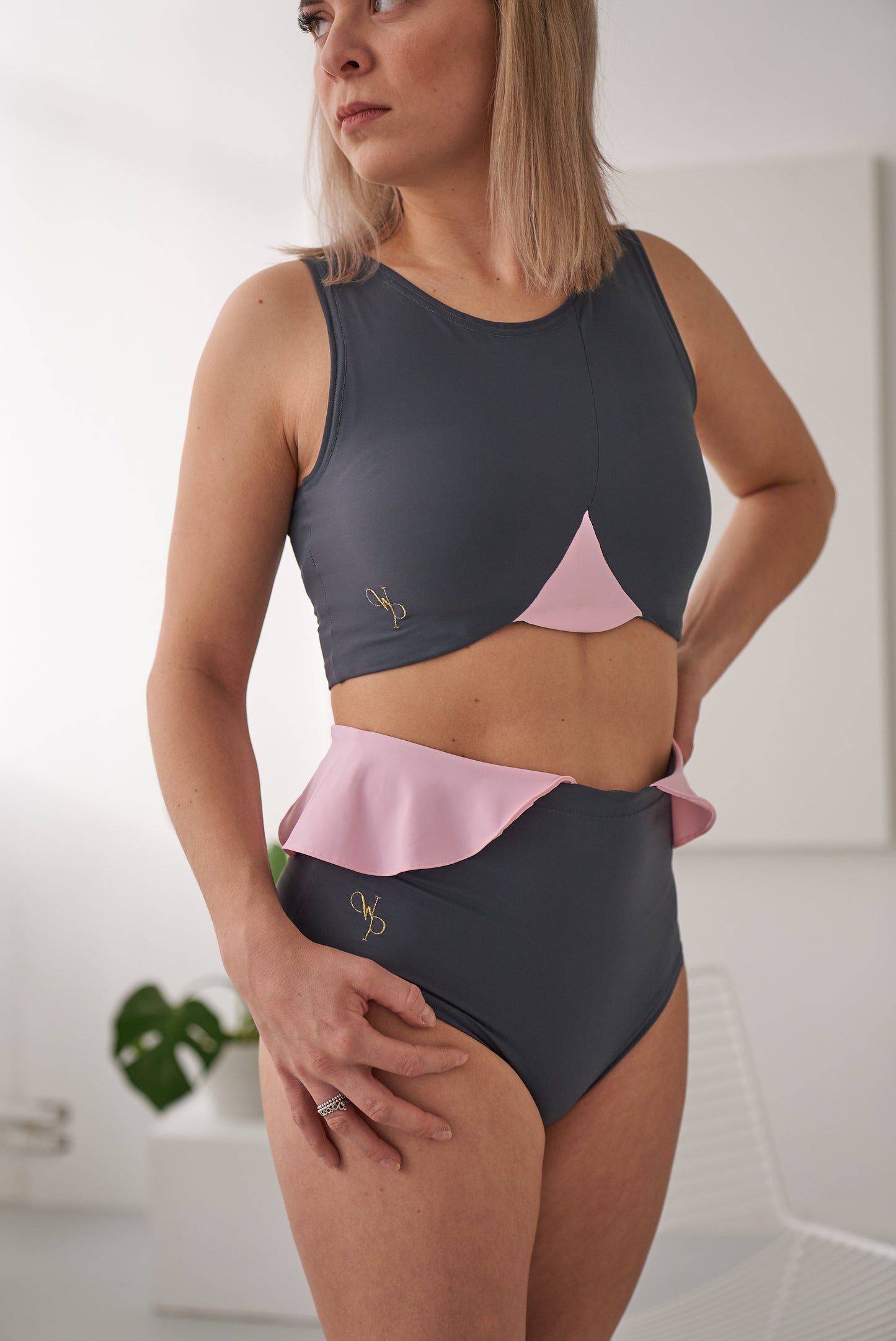 SHORTS LEILANI -grau/rosa-